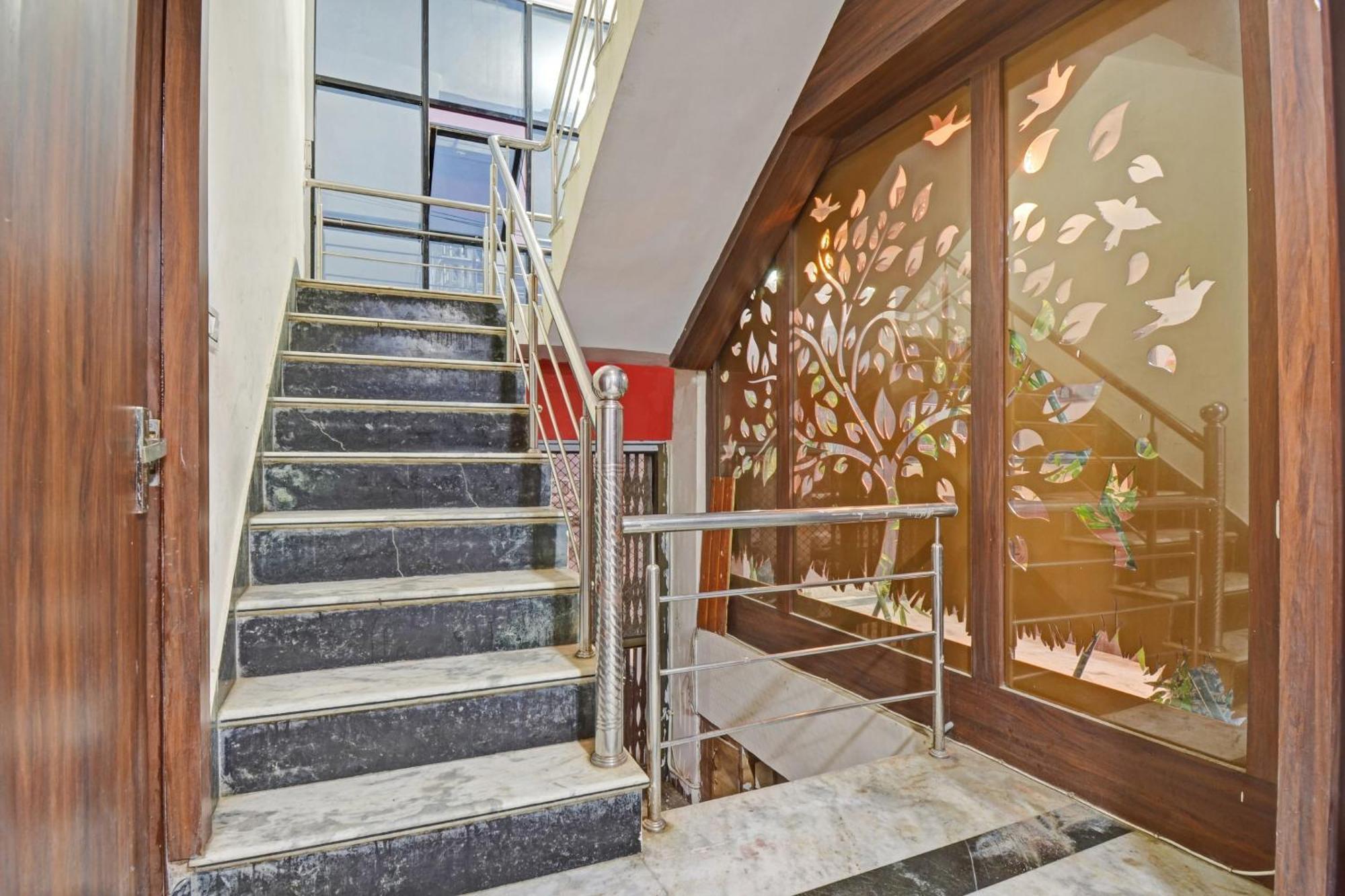 Hotel Collection O The Sunrise Udaipur Exterior foto