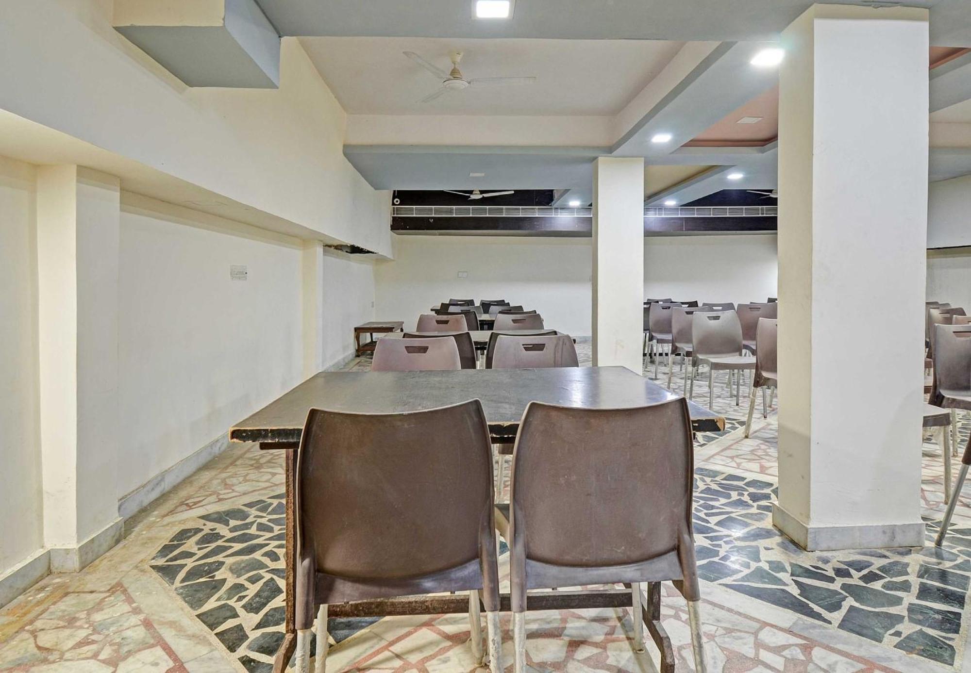 Hotel Collection O The Sunrise Udaipur Exterior foto